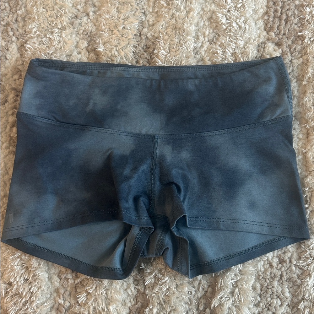 Nobull Size Small Blue/Gray Tie Dye Low Rise 2" Athletic Workout Shorts